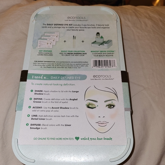 Eco Tools Classic Smokey Eye Brushes - Picture 2 of 4